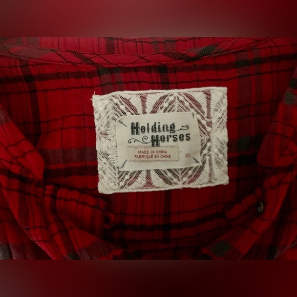HOLDING HORSES Anthropologie Red Plaid Button Down Shirt - SZ XS - Picture 10 of 10